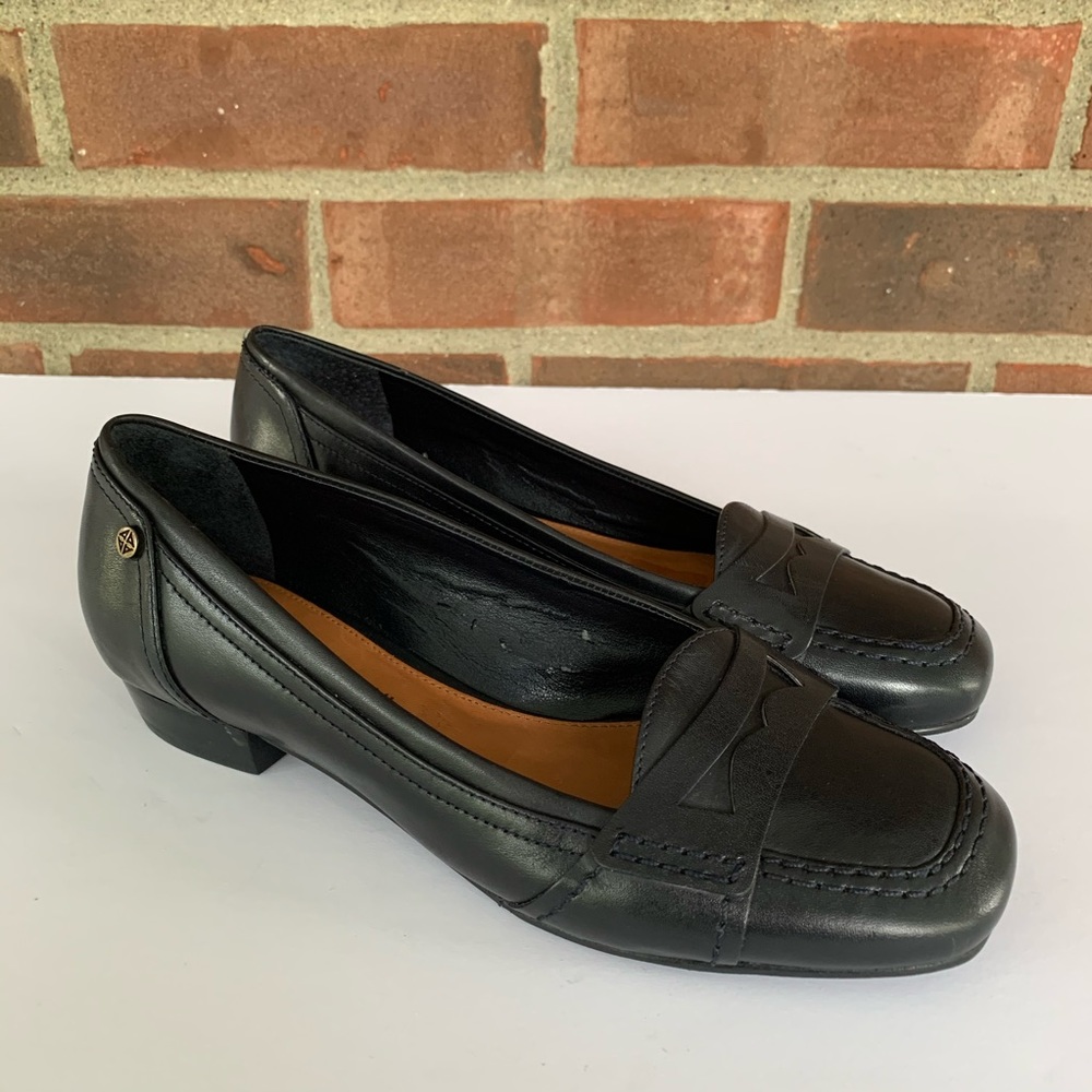Antonio Melani black leather slip on flat loafers